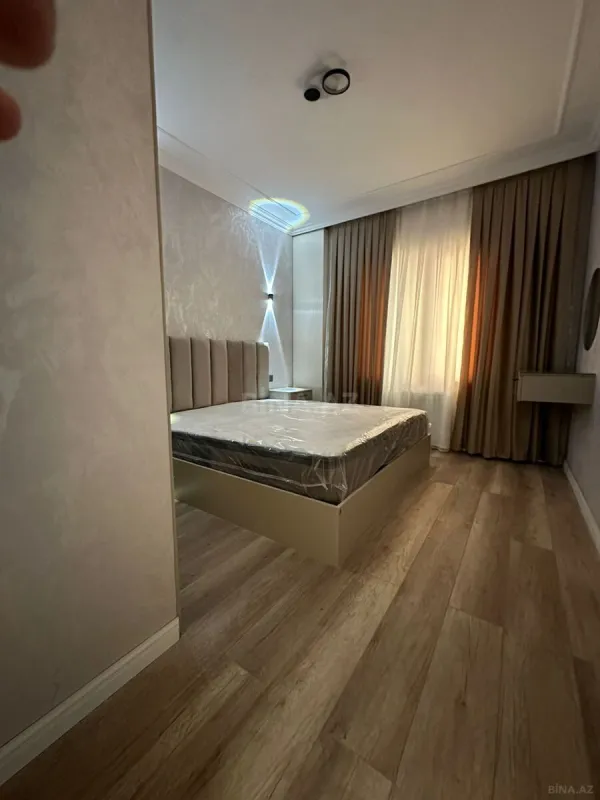 Satılır 3 otaqlı mənzil 77 m²