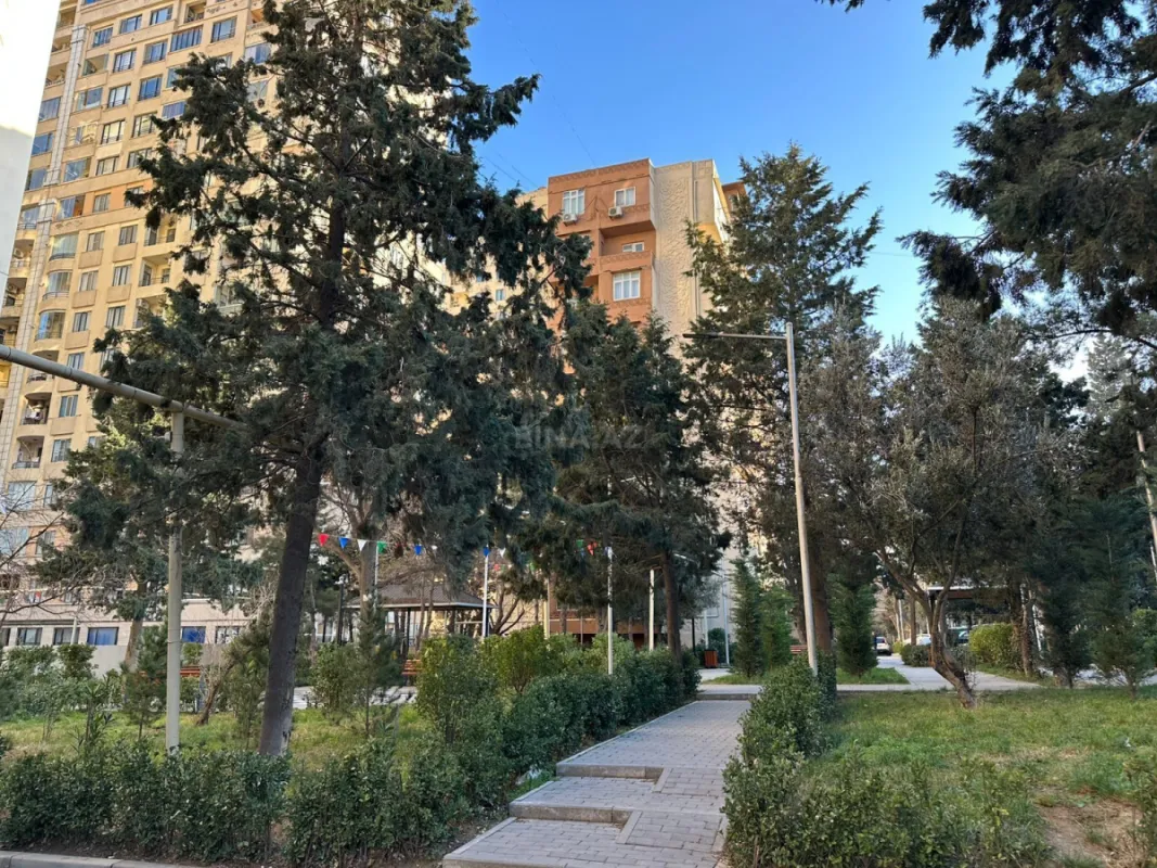 Satılır 3 otaqlı mənzil 77 m²