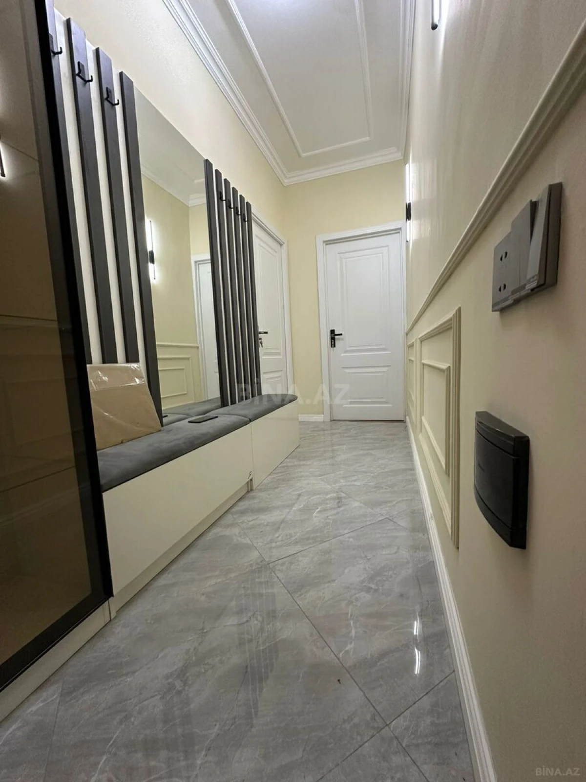 Satılır 3 otaqlı mənzil 77 m²