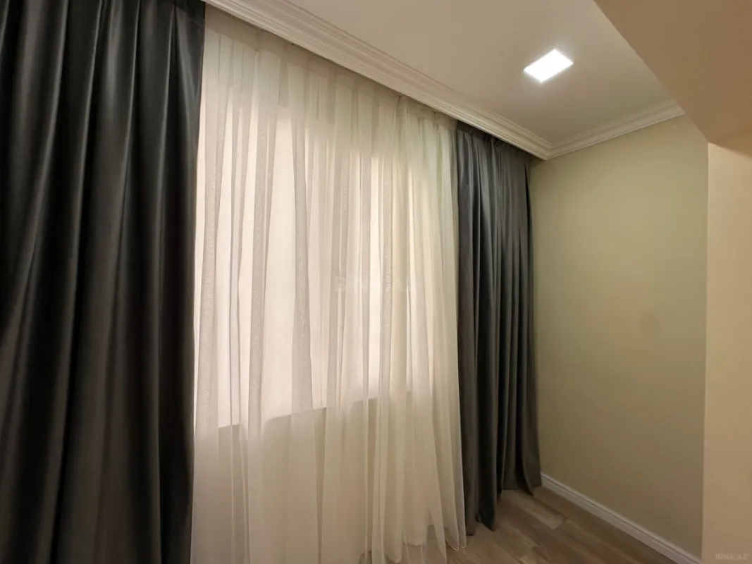Satılır 3 otaqlı mənzil 77 m²