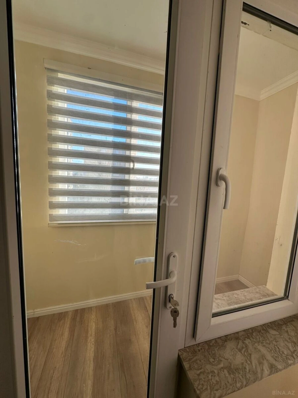 Satılır 3 otaqlı mənzil 77 m²
