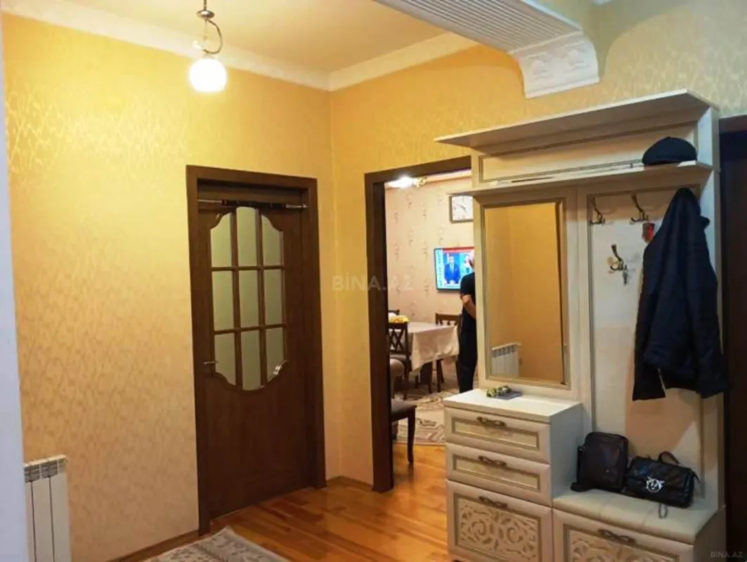 Kirayə verilir 3 otaqlı mənzil 100 m²