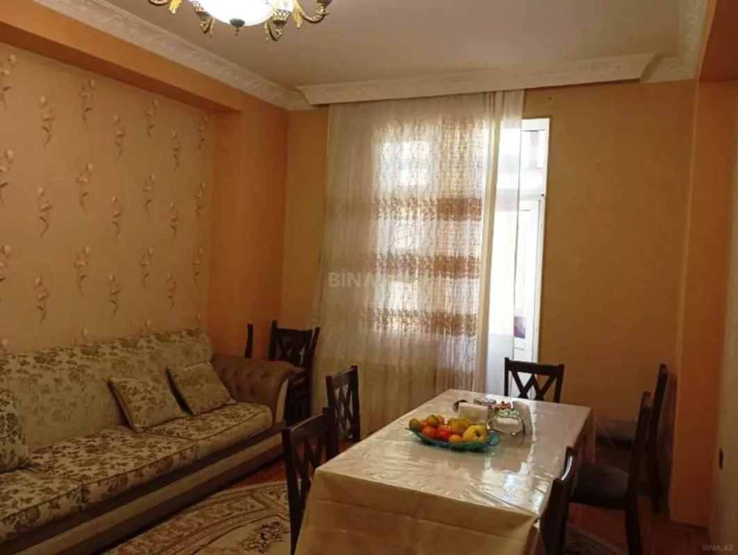 Kirayə verilir 3 otaqlı mənzil 100 m²