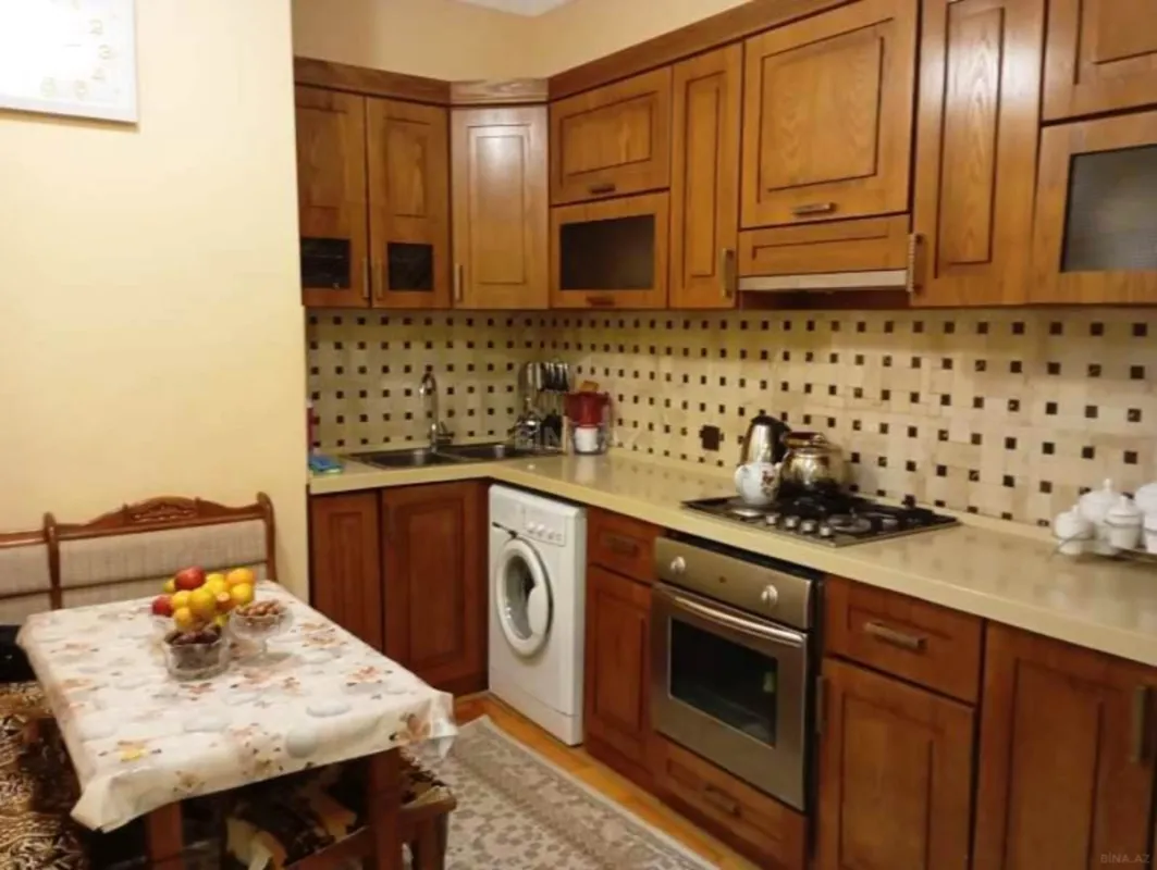 Kirayə verilir 3 otaqlı mənzil 100 m²