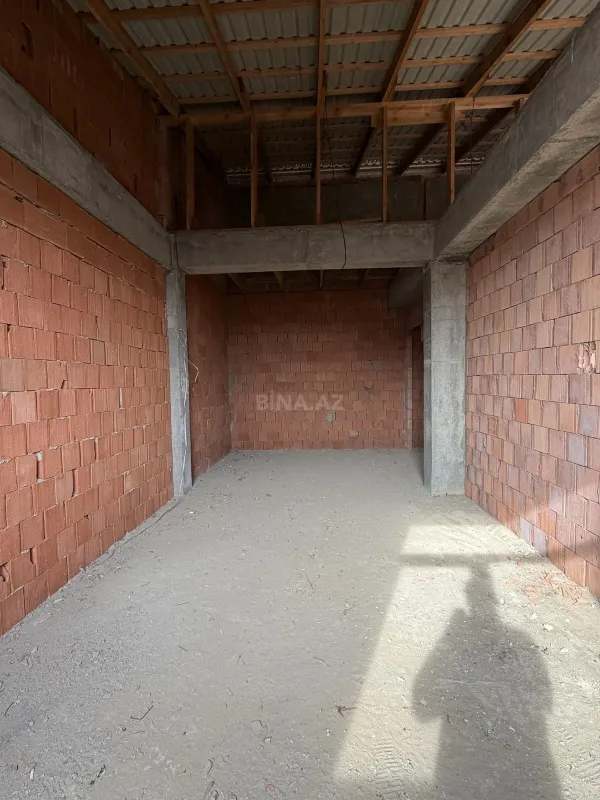 Satılır 2 otaqlı mənzil 72 m²