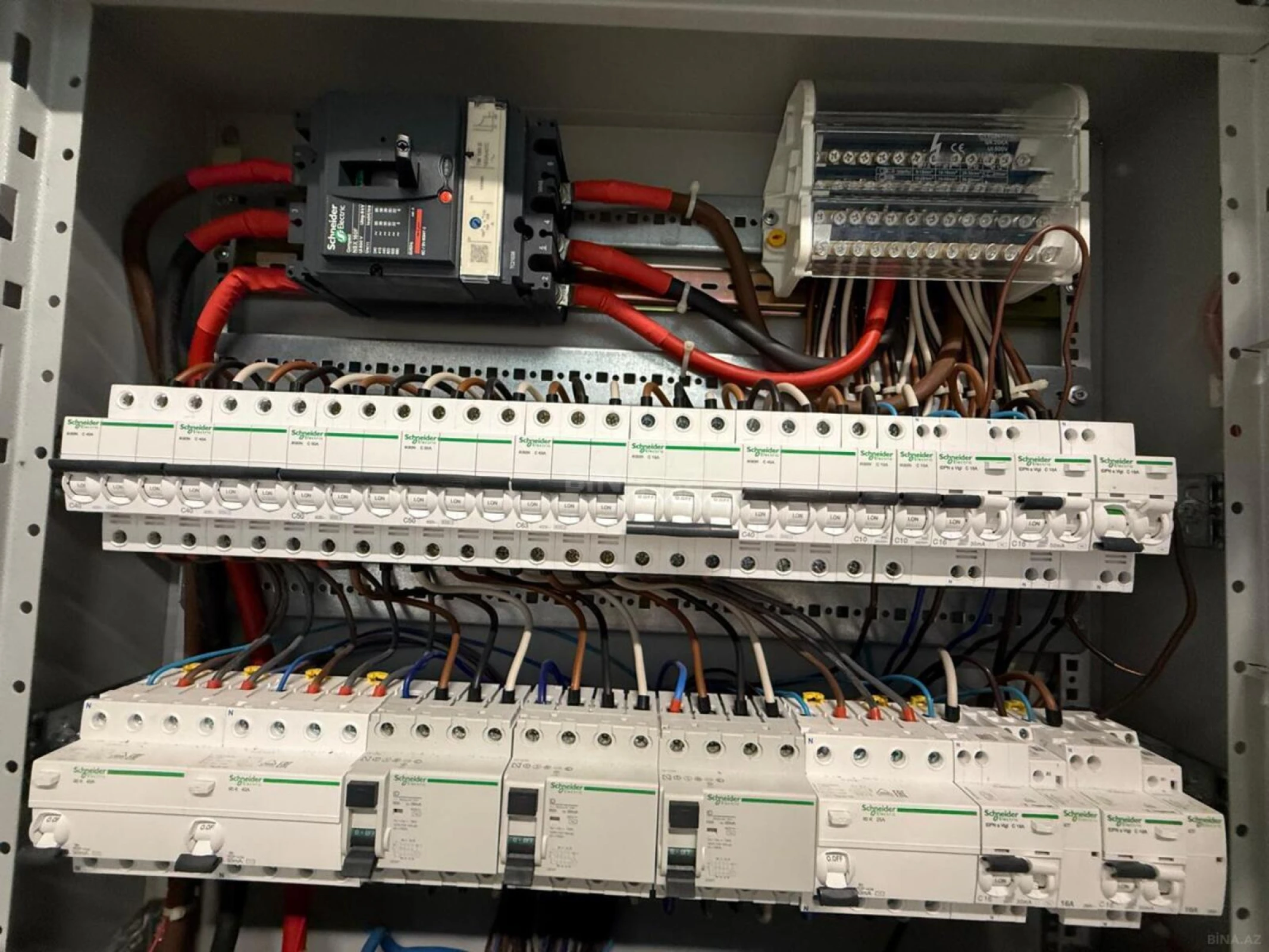 Kirayə verilir obyekt 300 m²