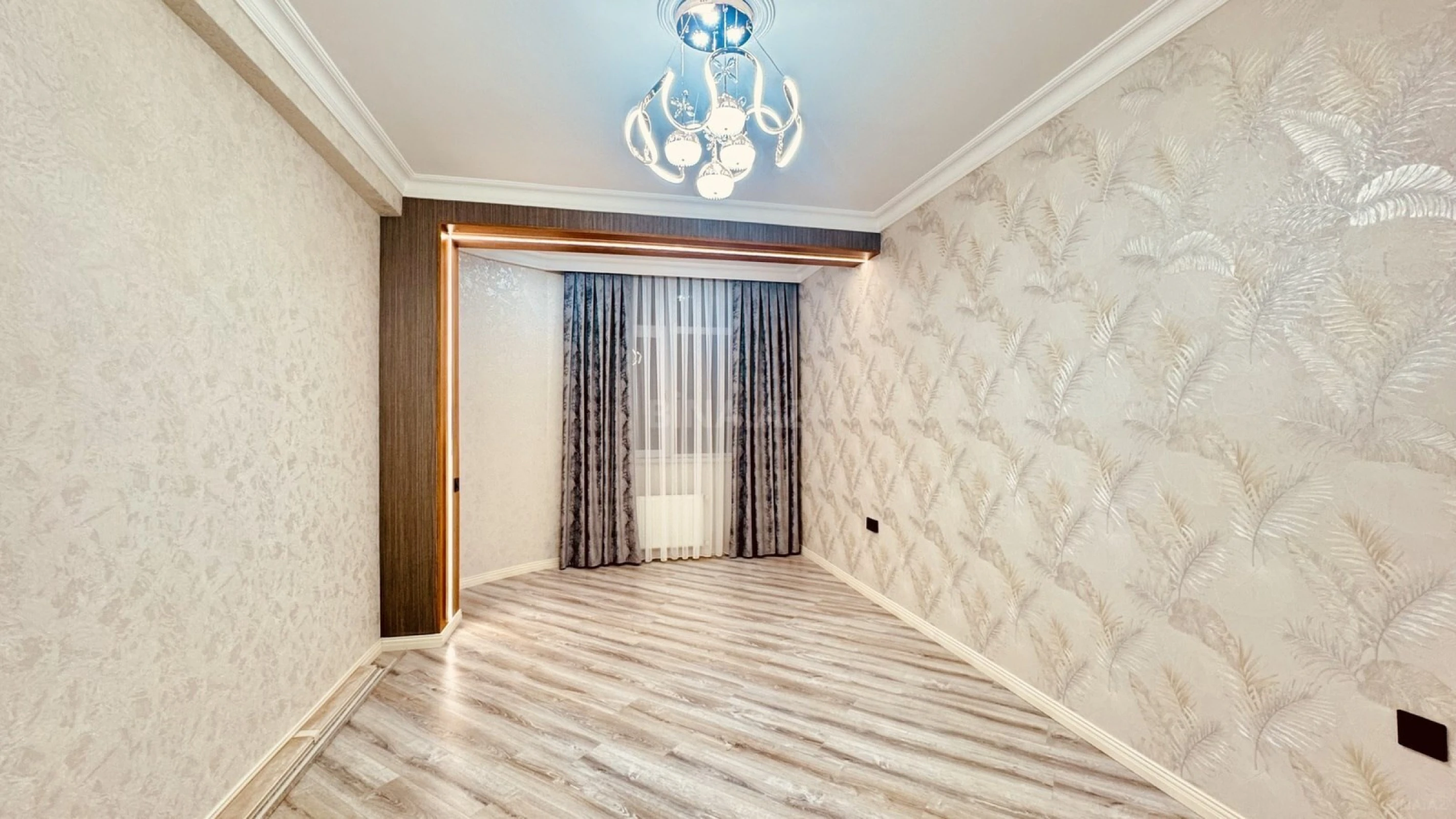 Satılır 3 otaqlı mənzil 98 m²