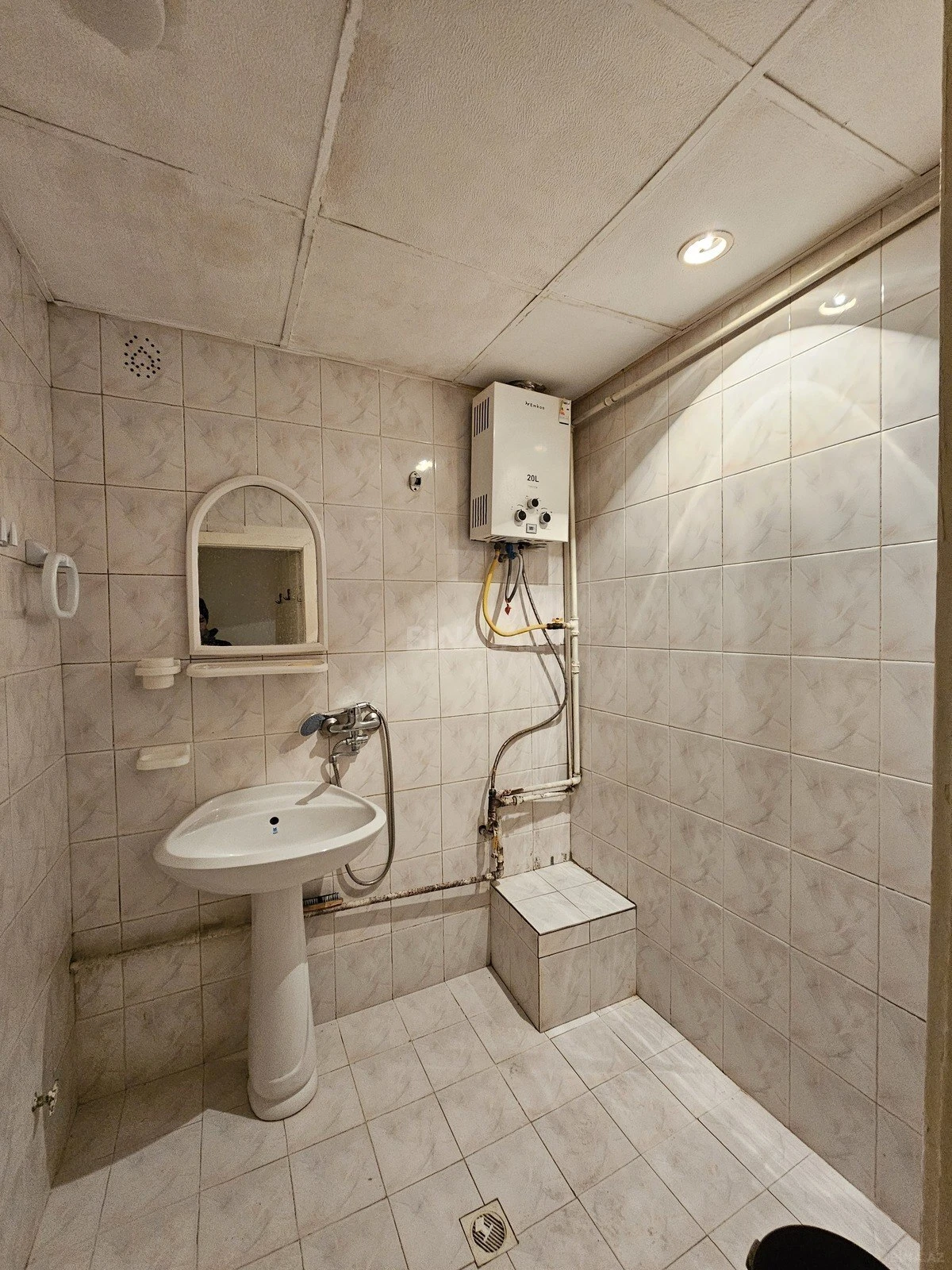 Satılır 3 otaqlı mənzil 90 m²