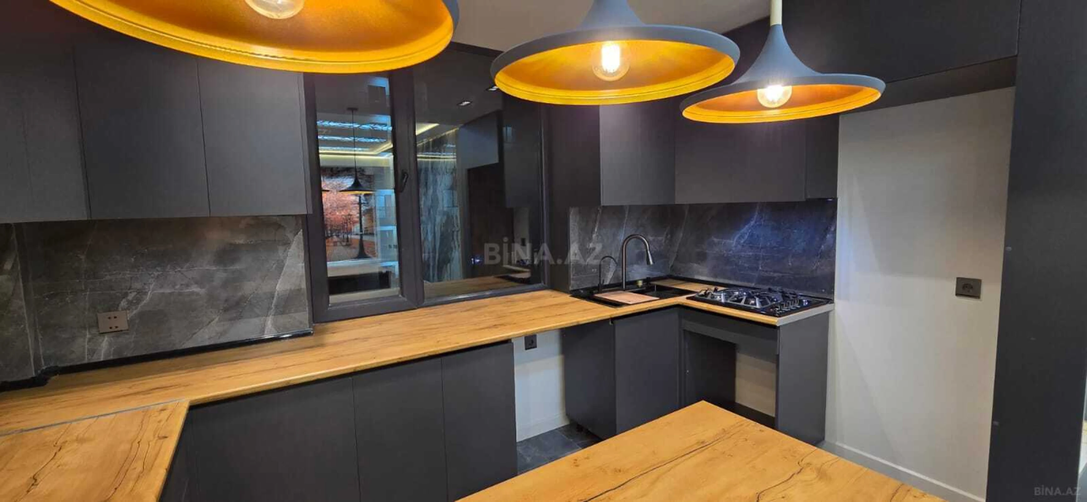 Satılır 3 otaqlı mənzil 100 m²