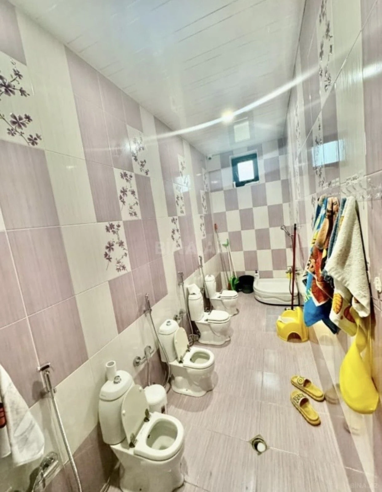 Satılır obyekt 450 m²