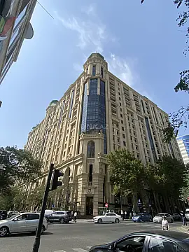 Satılır 3 otaqlı mənzil 138 m² — Bakı, Nizami 3 otaq 138.00 m²