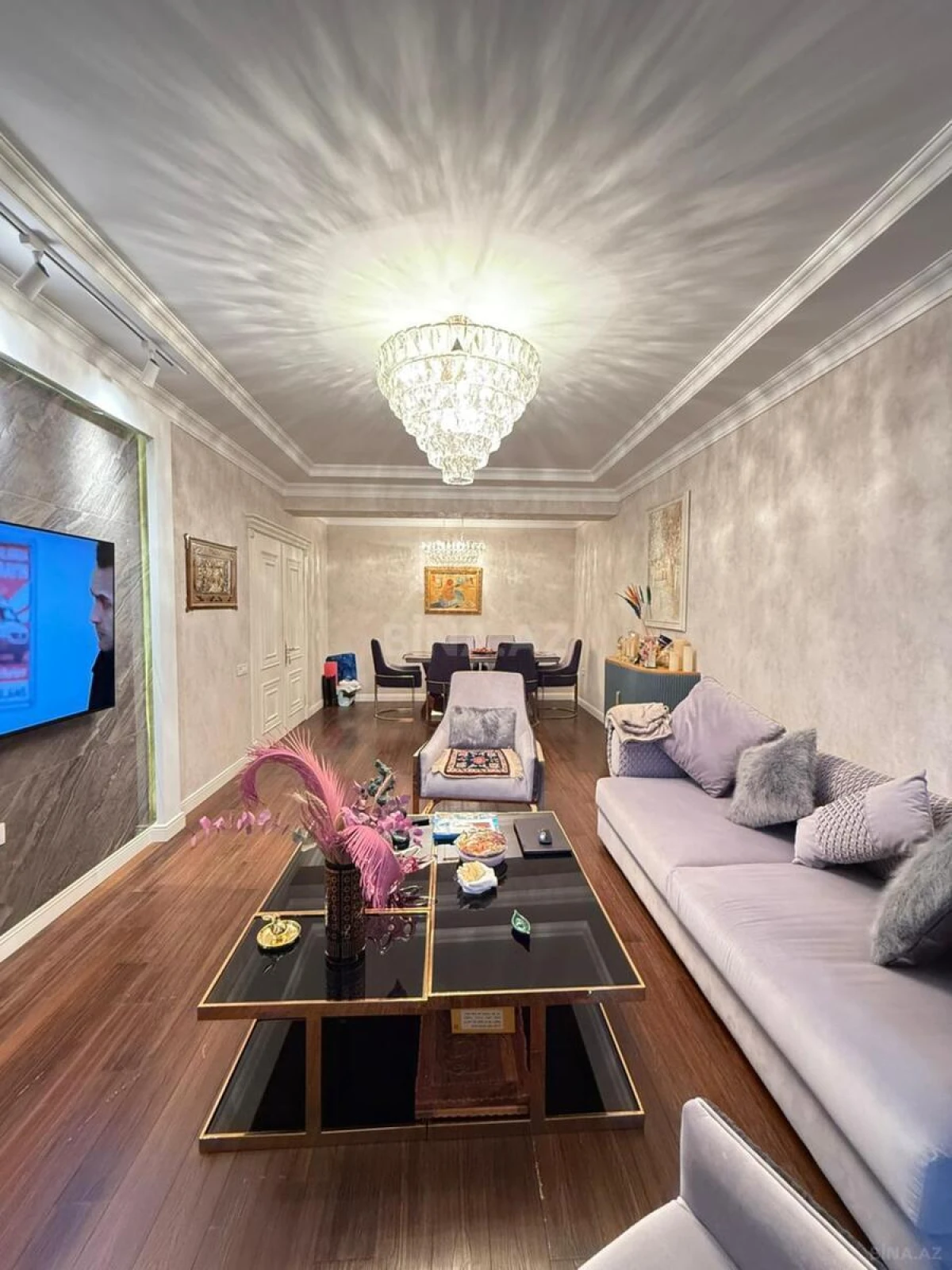 Satılır 3 otaqlı mənzil 138 m²