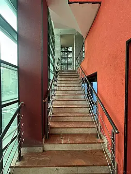 Kirayə verilir obyekt 300 m²