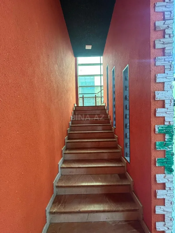 Kirayə verilir obyekt 300 m²