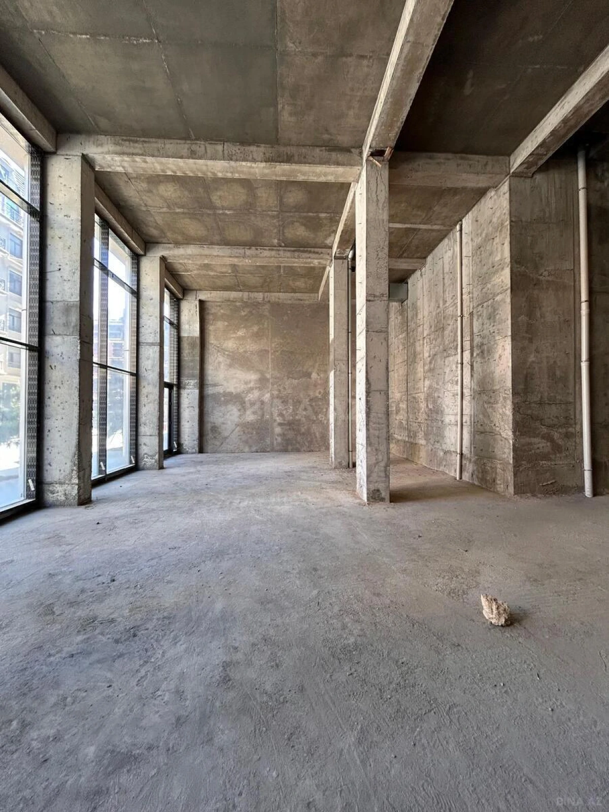 Satılır obyekt 115 m²