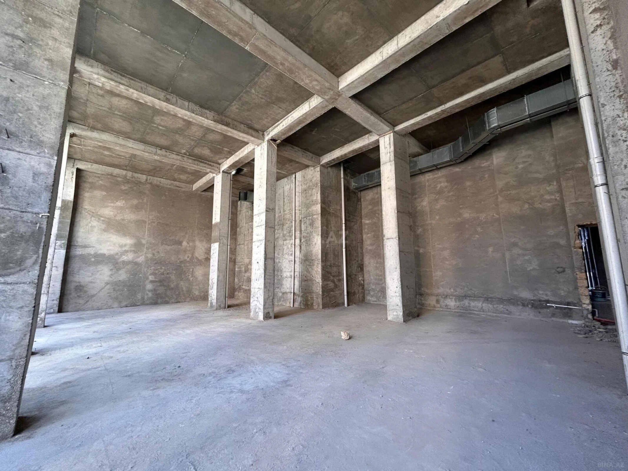 Satılır obyekt 115 m²