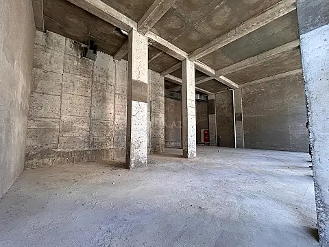 Satılır obyekt 115 m²