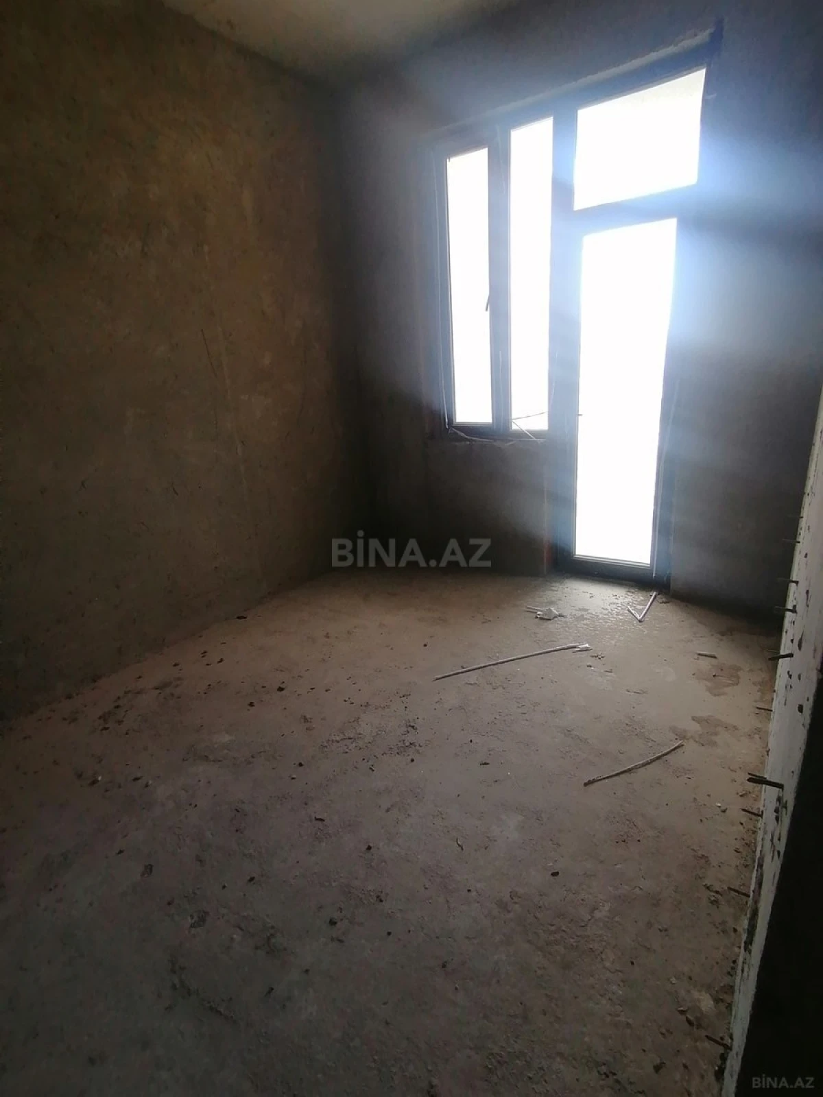 Satılır 3 otaqlı mənzil 99 m²