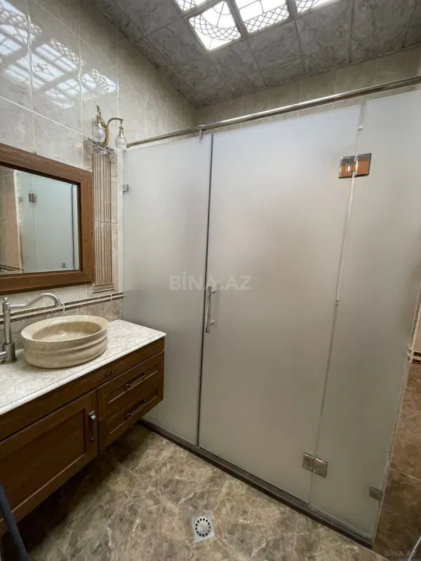 Satılır 2 otaqlı mənzil 94 m²