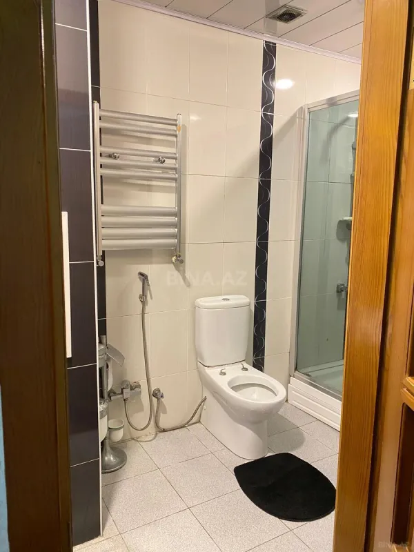 Satılır 3 otaqlı mənzil 118 m²