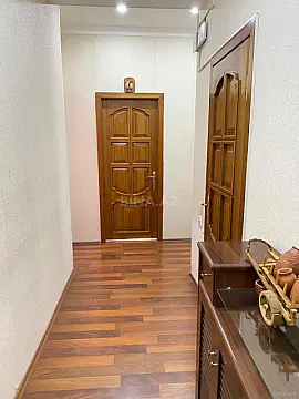 Satılır 3 otaqlı mənzil 118 m²