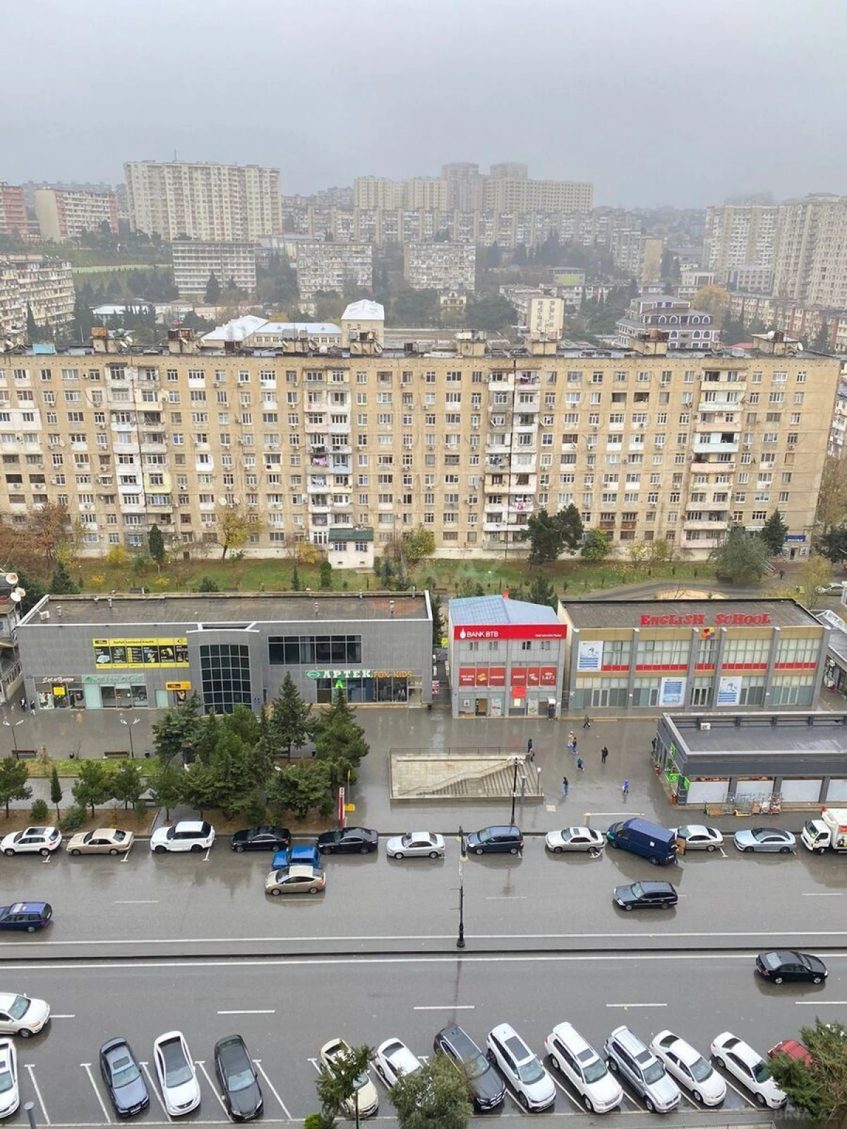 Satılır 3 otaqlı mənzil 118 m²