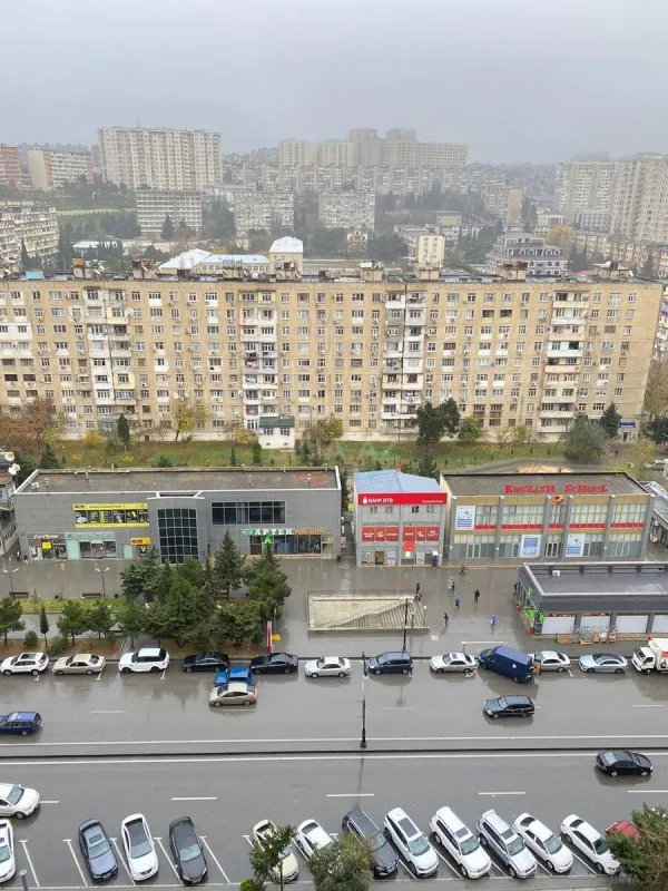 Satılır 3 otaqlı mənzil 118 m²