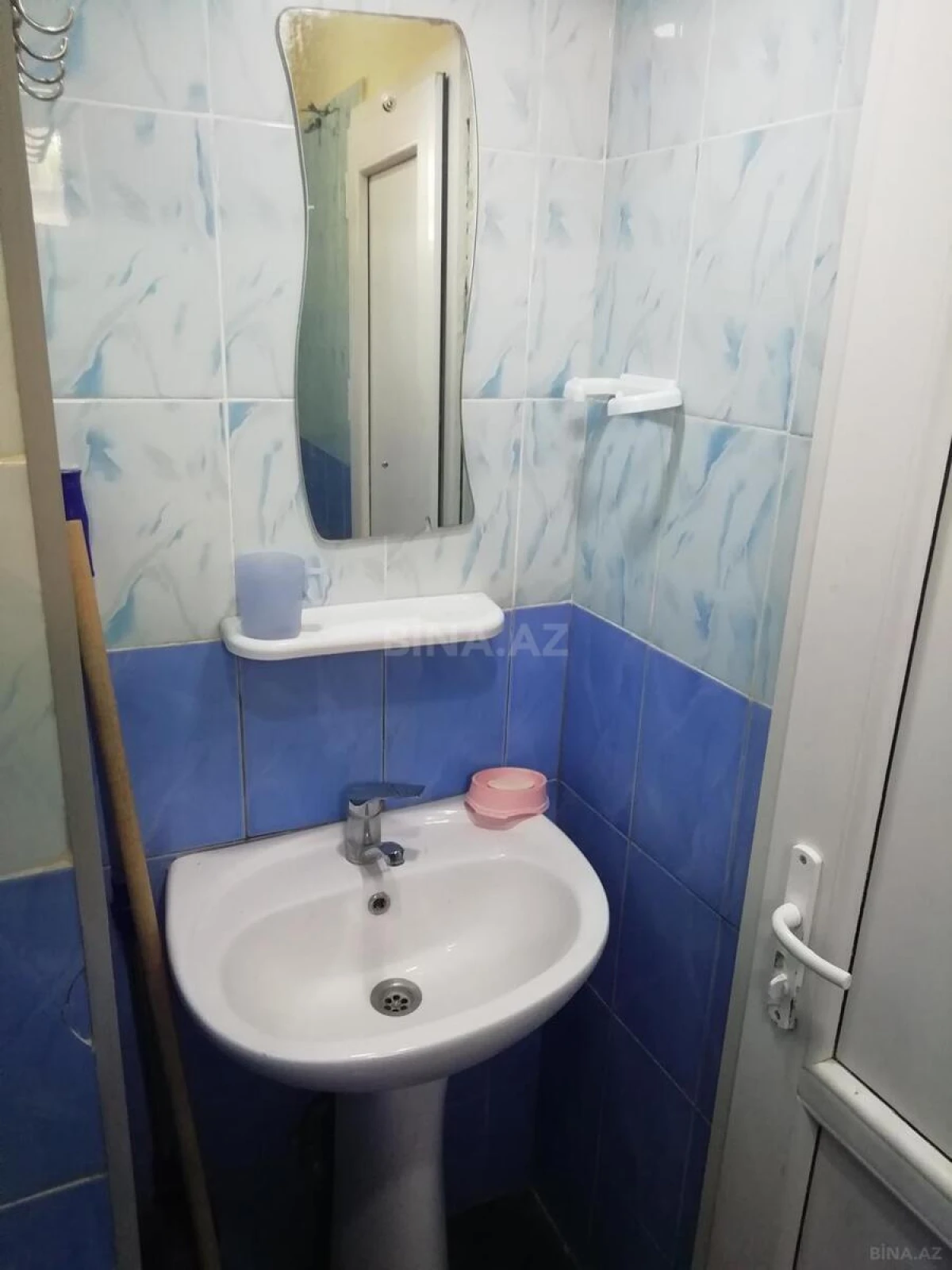 Kirayə verilir 2 otaqlı mənzil 70 m²