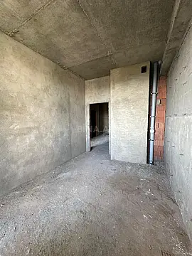 Satılır 1 otaqlı mənzil 58.3 m²