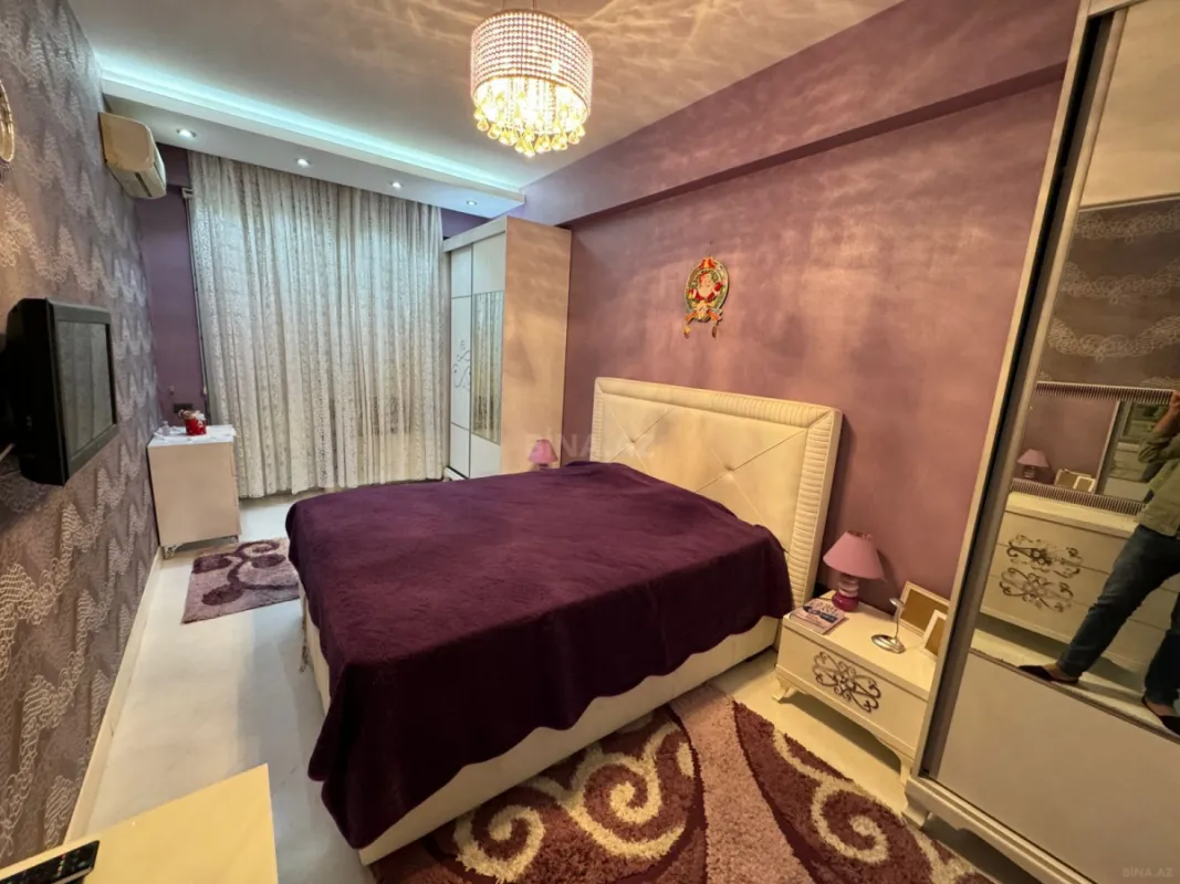 Kirayə verilir 4 otaqlı mənzil 180 m²