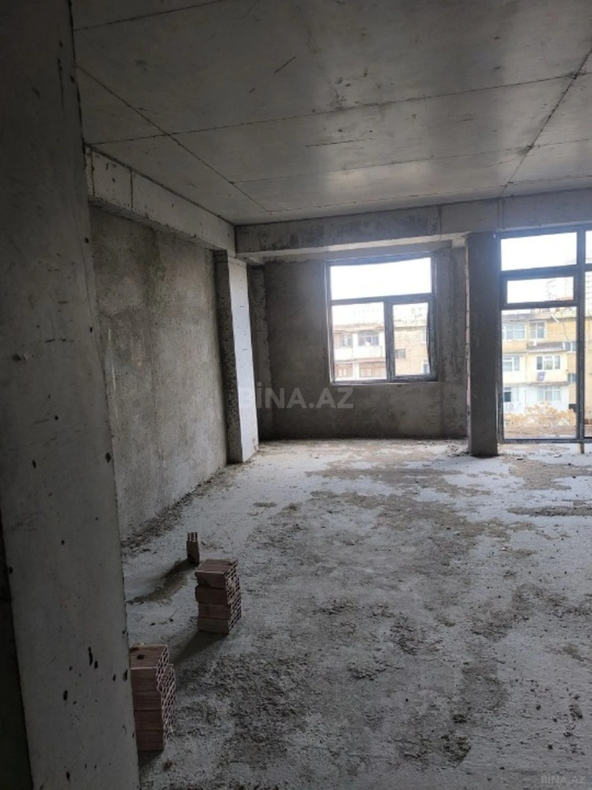 Satılır 2 otaqlı mənzil 44.3 m²