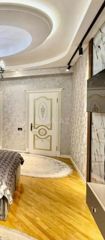 Satılır 3 otaqlı mənzil 150 m²