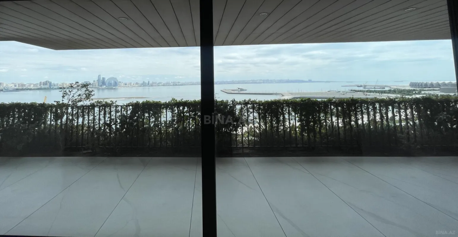 Satılır 3 otaqlı mənzil 249 m²