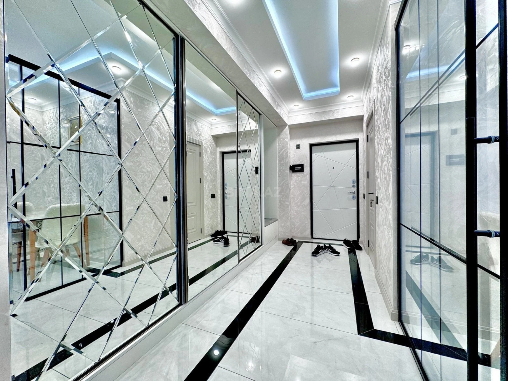 Satılır 3 otaqlı mənzil 75 m²