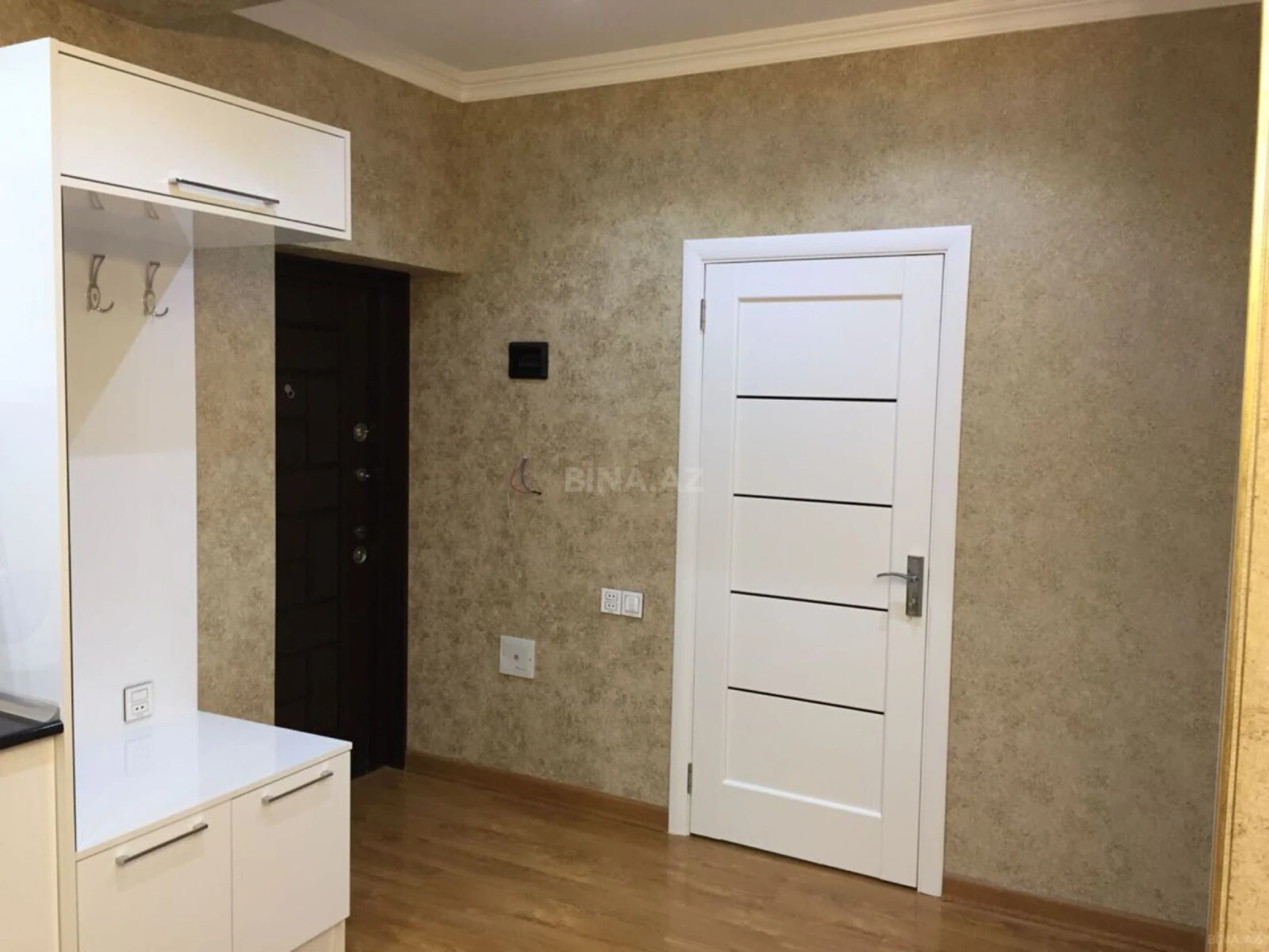 Satılır 2 otaqlı mənzil 55 m²