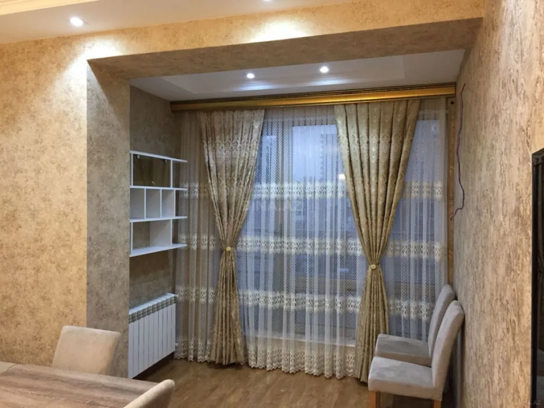 Satılır 2 otaqlı mənzil 55 m²