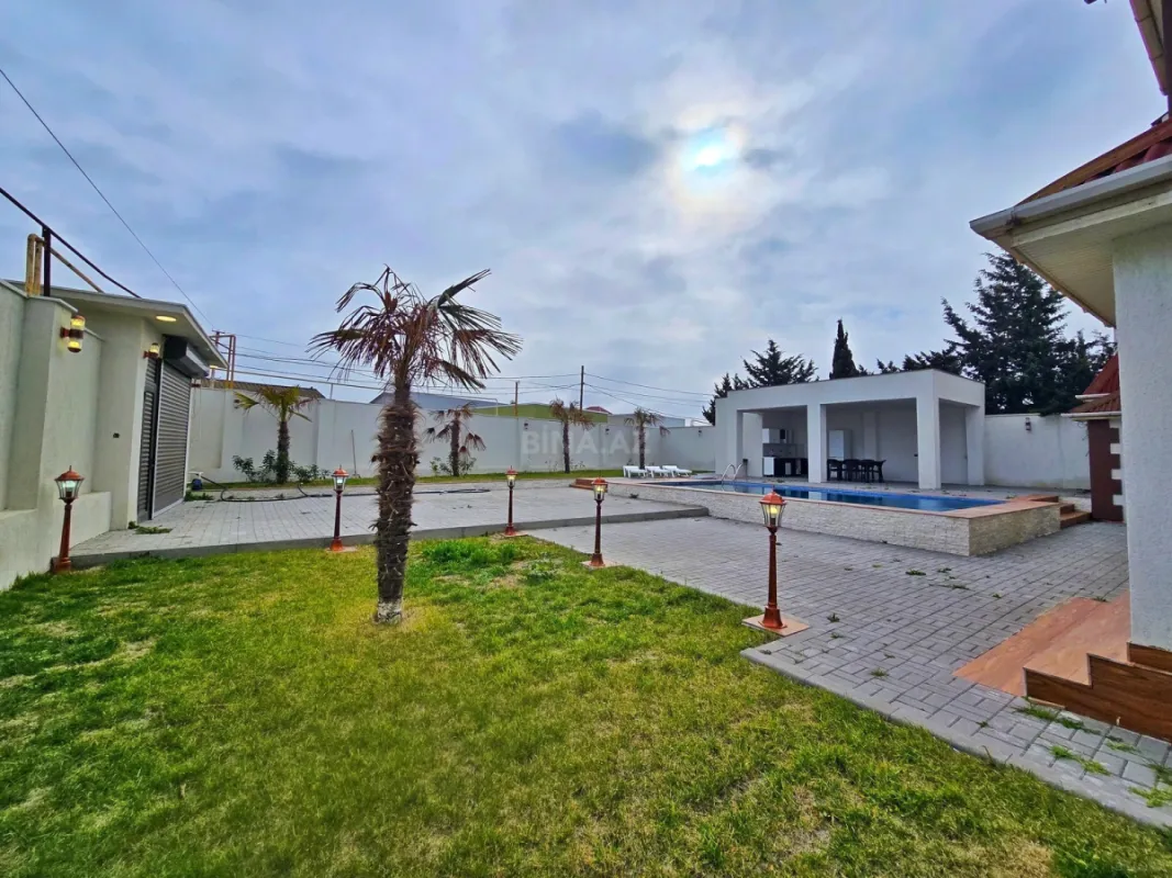 Satılır 7 otaqlı həyət evi 250 m²