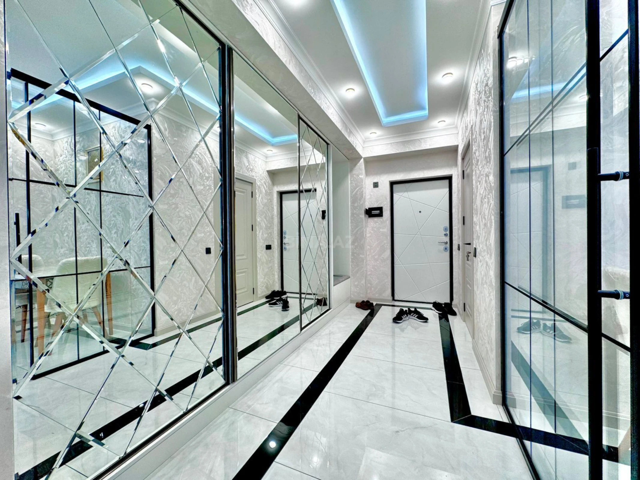 Satılır 3 otaqlı mənzil 75 m²