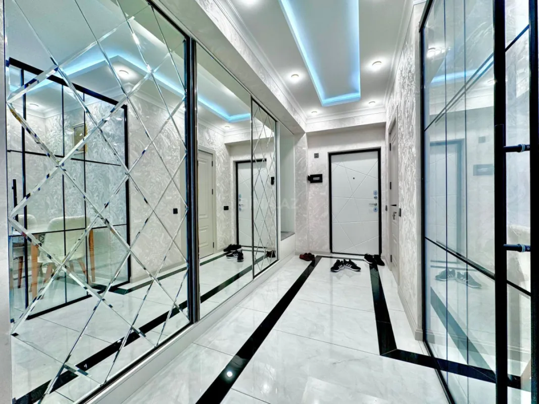 Satılır 3 otaqlı mənzil 75 m²