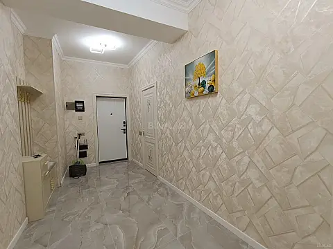 Kirayə verilir 2 otaqlı mənzil 85 m²