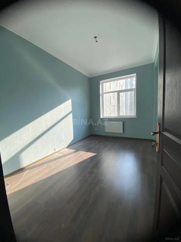 Satılır 3 otaqlı mənzil 77 m²
