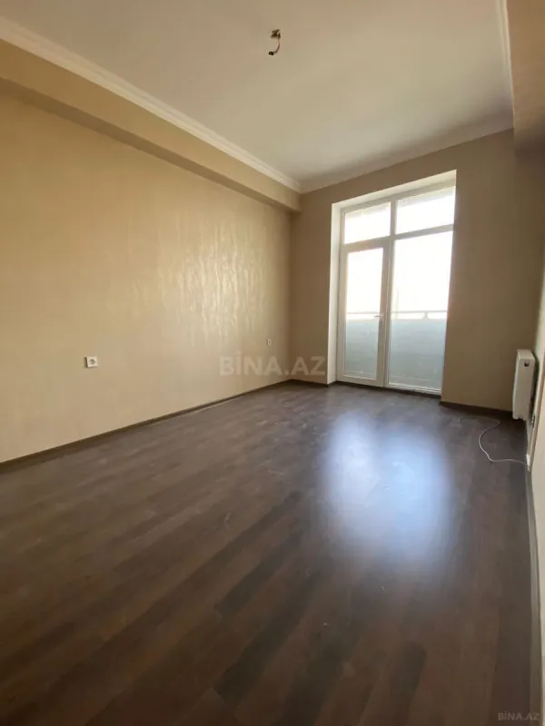 Satılır 3 otaqlı mənzil 77 m²