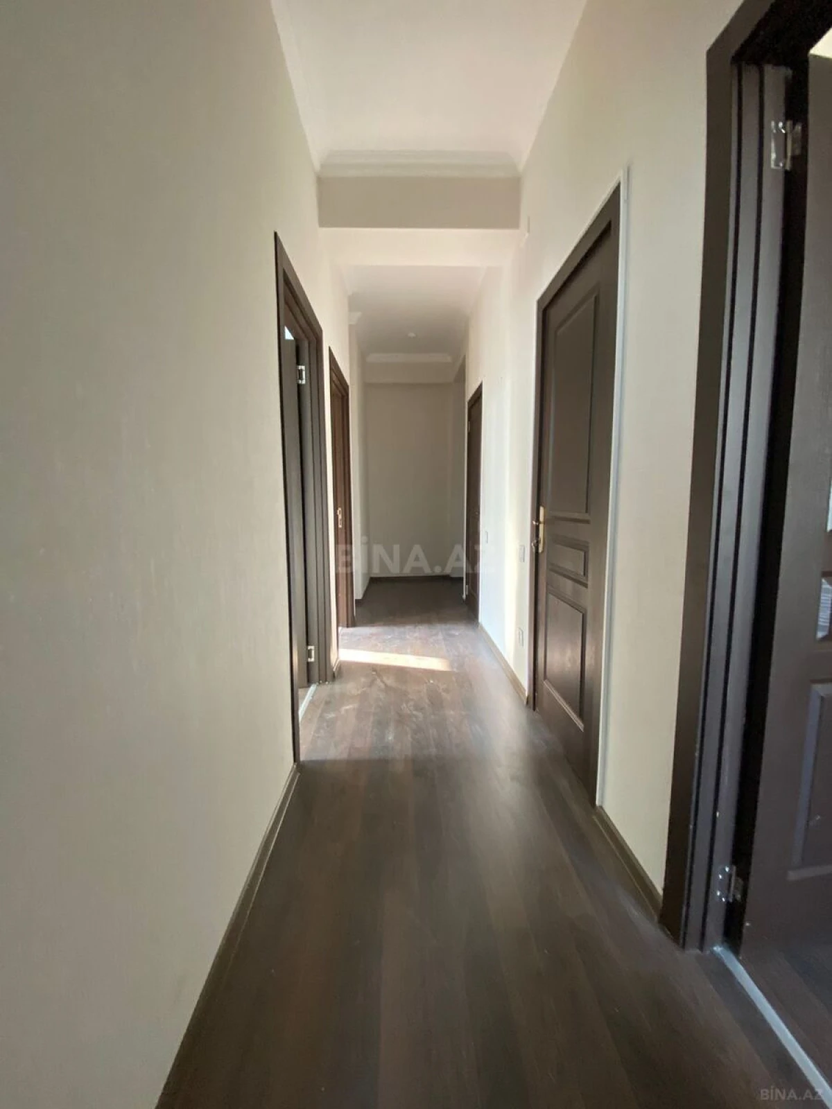 Satılır 3 otaqlı mənzil 77 m²