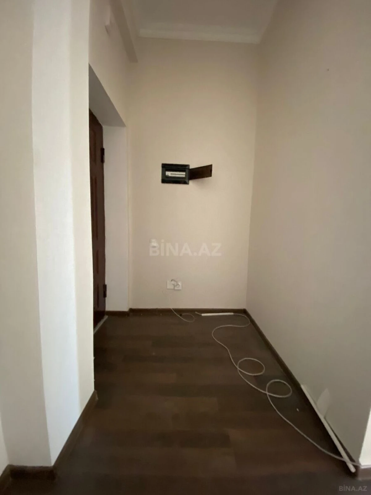 Satılır 3 otaqlı mənzil 77 m²