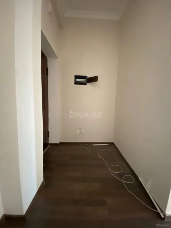 Satılır 3 otaqlı mənzil 77 m²