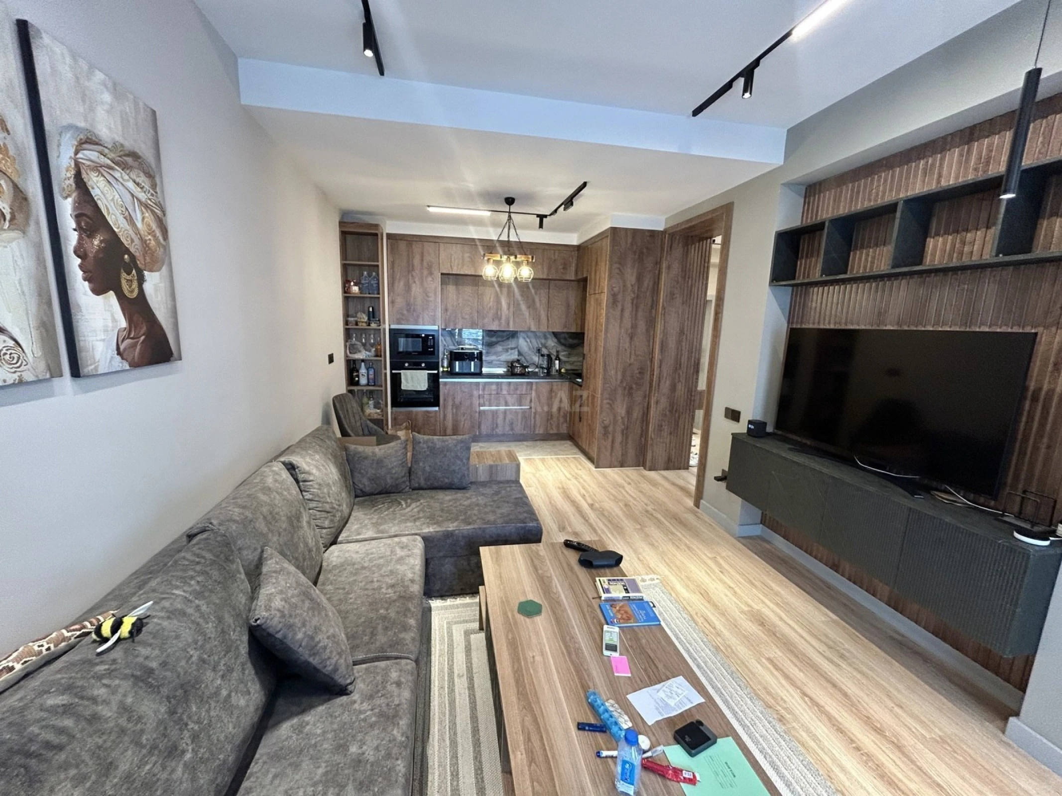 Kirayə verilir 2 otaqlı mənzil 70 m²