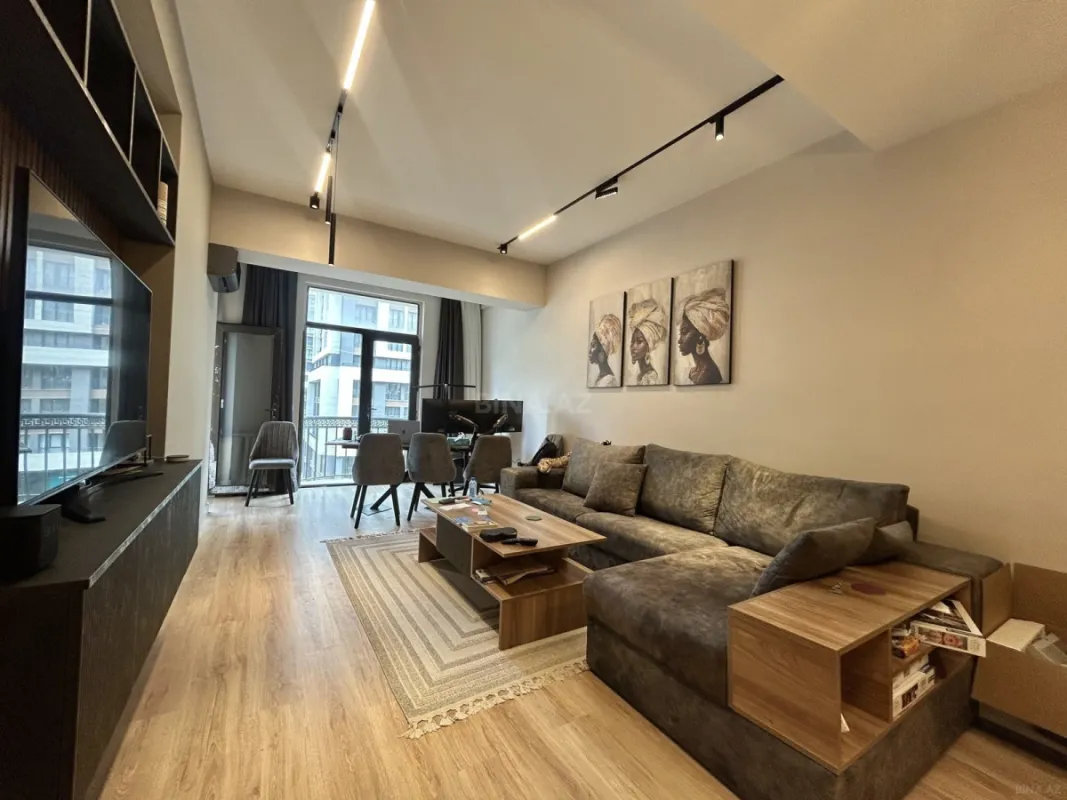 Kirayə verilir 2 otaqlı mənzil 70 m²