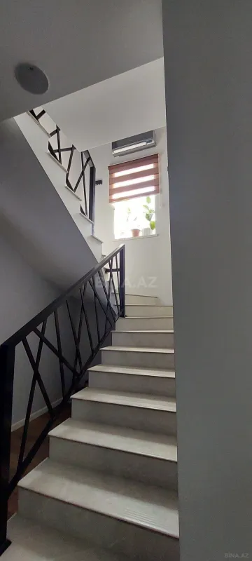 Satılır 4 otaqlı həyət evi 170 m²