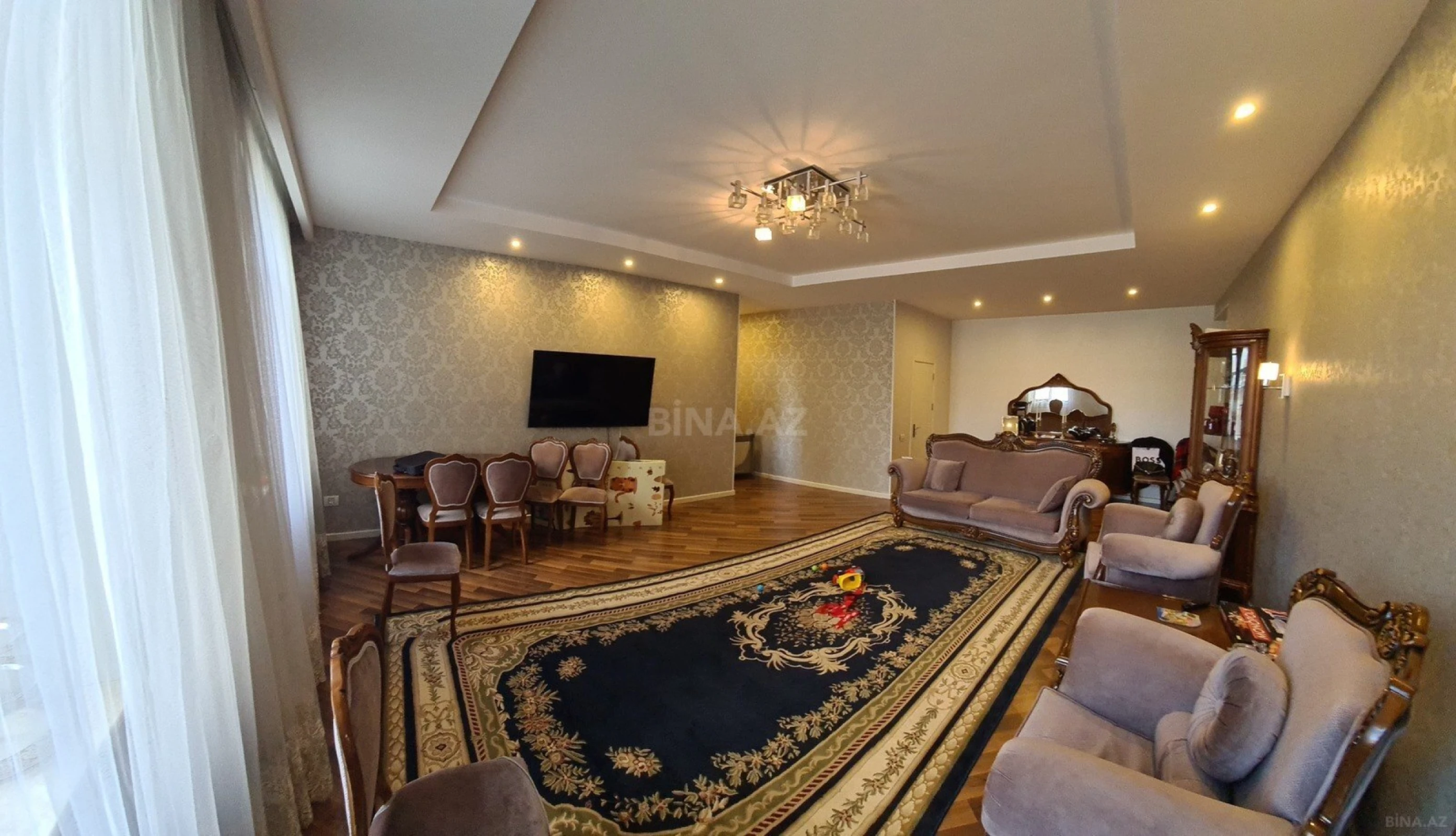 Kirayə verilir 3 otaqlı mənzil 120 m²