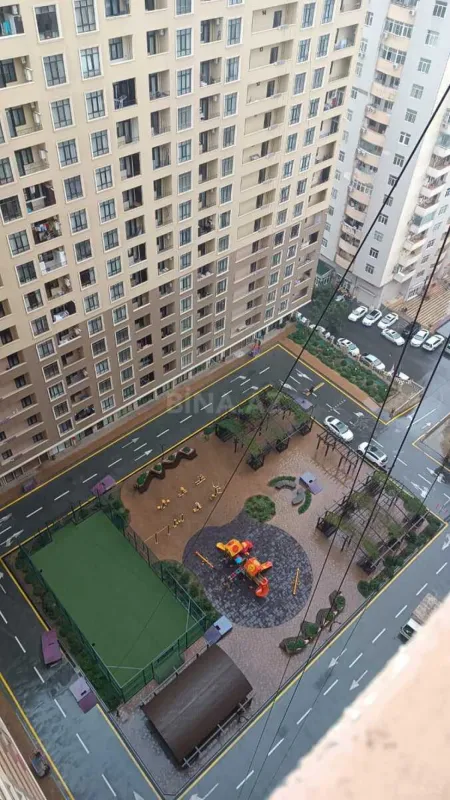 Kirayə verilir 2 otaqlı mənzil 70 m²